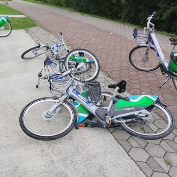 Vandalizem nad zagorskimi e kolesi