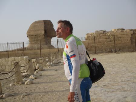 Kolesarska pot po Bližnjem vzhodu in Afriki