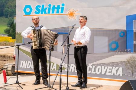 Postavljen temeljni kamen za novo tovarno Skitti